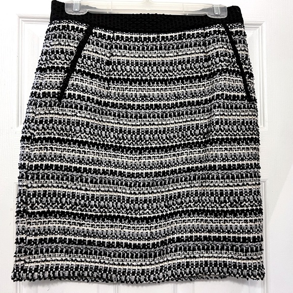 H&M Boucle Pencil Skirt - Picture 1 of 4